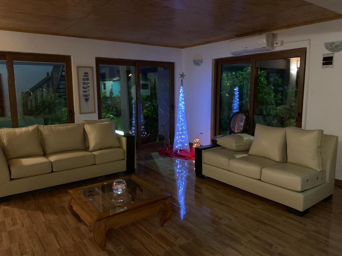 Teanehi Bed & Breakfast Hanga Roa Exterior foto
